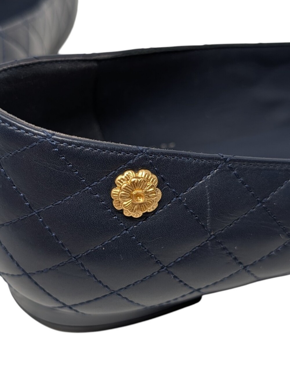 Chanel Navy Blue Quilted Cap Toe Camellia Charm Ballerina Flat Size EU 40.5 - Picture 7 of 10